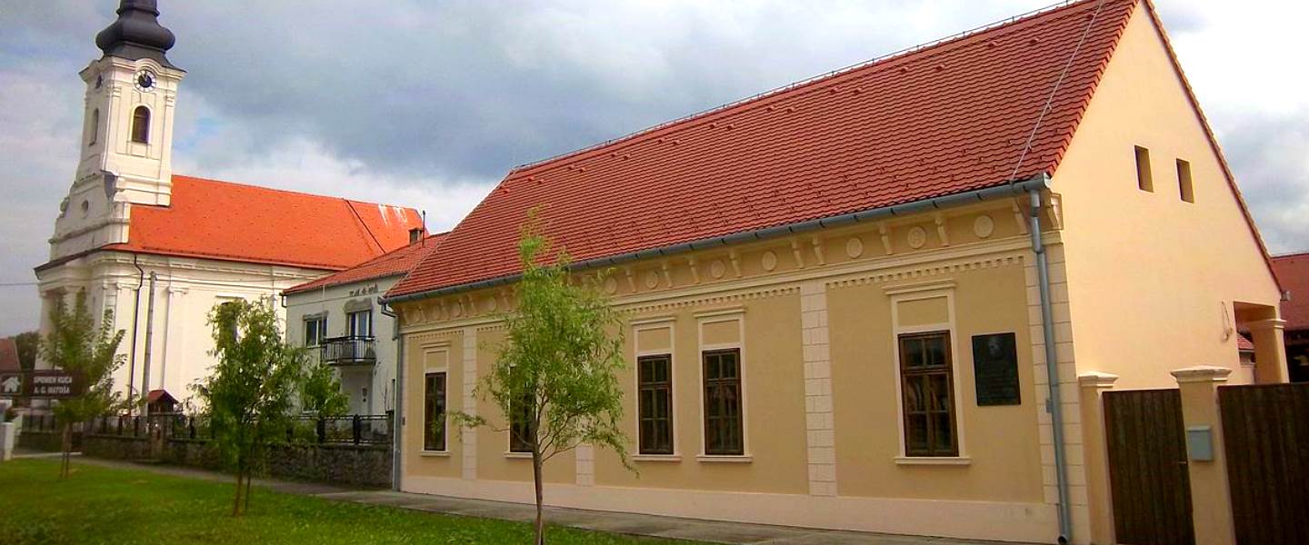 Rodna kuća Antuna Gustava Matoša i crkva u Tovarniku